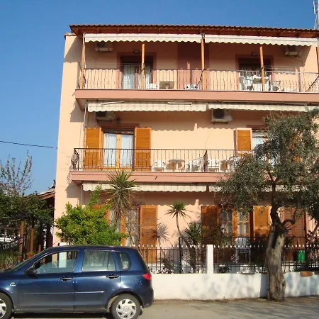 Nikos Apartman Limenária