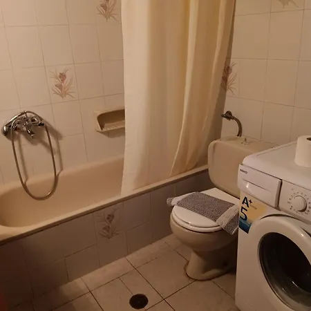 Apartman Nikos *